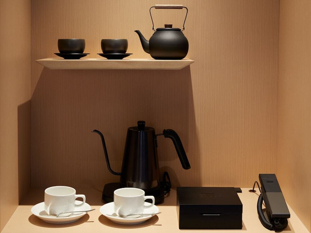 プレミアスイート　茶器