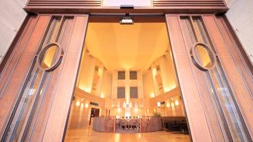 エントランス / 1