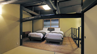 町屋　東対 (ベッド + 布団)