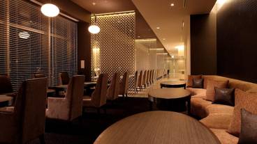 ロビーラウンジ / 12