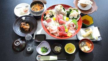 食事・飲み物 / 1