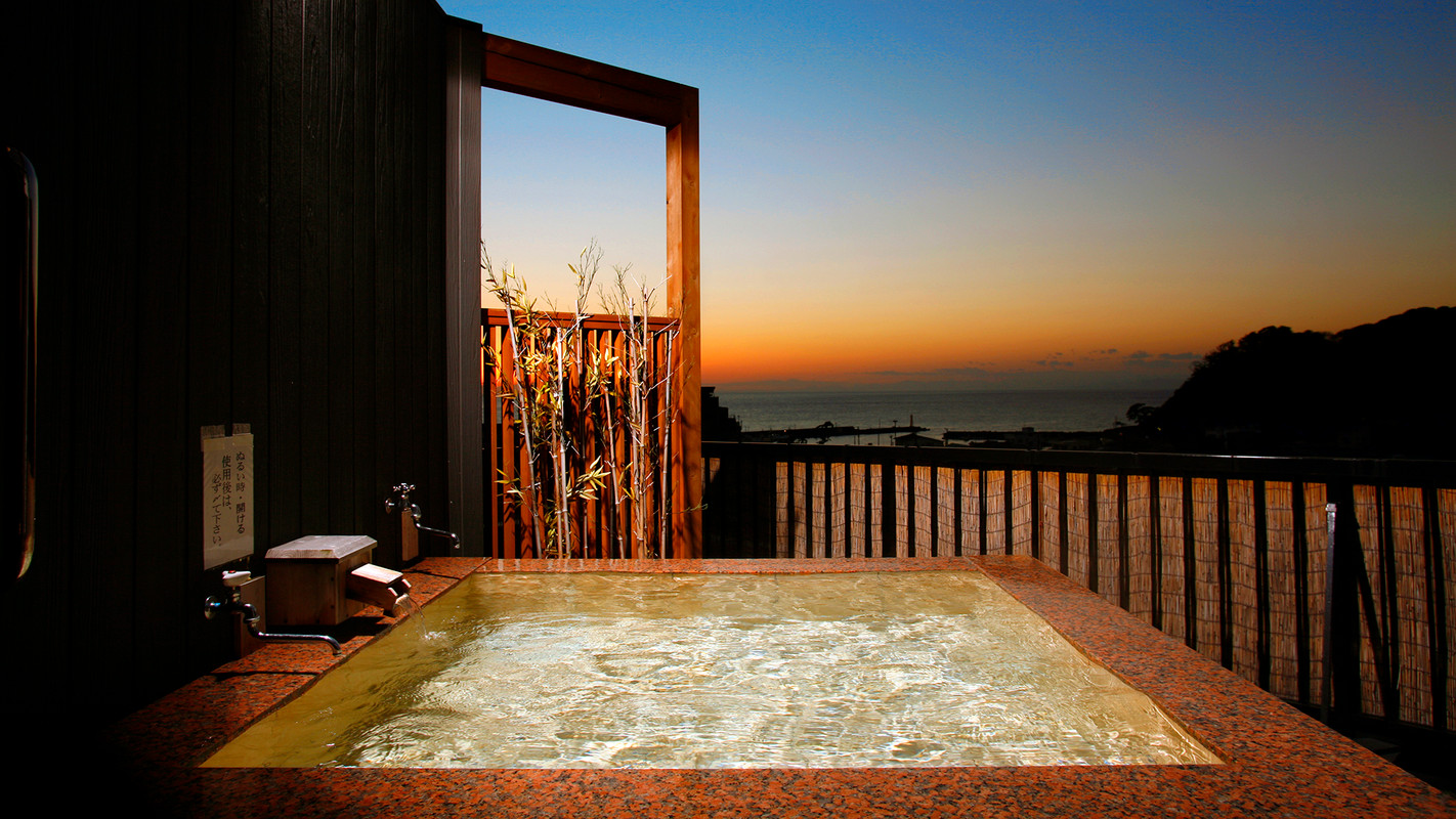 天空貸切露天風呂①