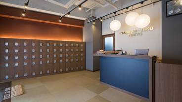 内部エントランス / 3