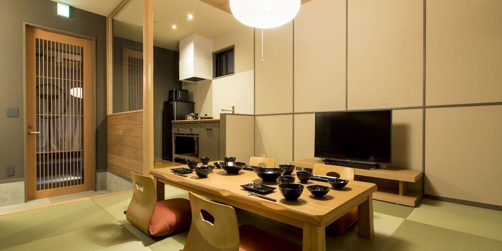 中洲は徒歩圏内、立地の良いモダンな一棟貸の宿3552975