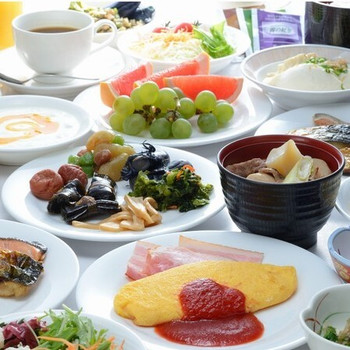 バスルームから夜景を堪能♡ロマンティックなお部屋に泊まりましょ3955316