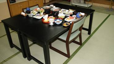 食事・飲み物 / 2