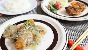 食事・飲み物 / 3