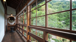 302 ベーシック ツインルーム シングルベッド 2 台 禁煙