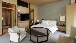 ルーム キングベッド 1 台 (Pagoda View)