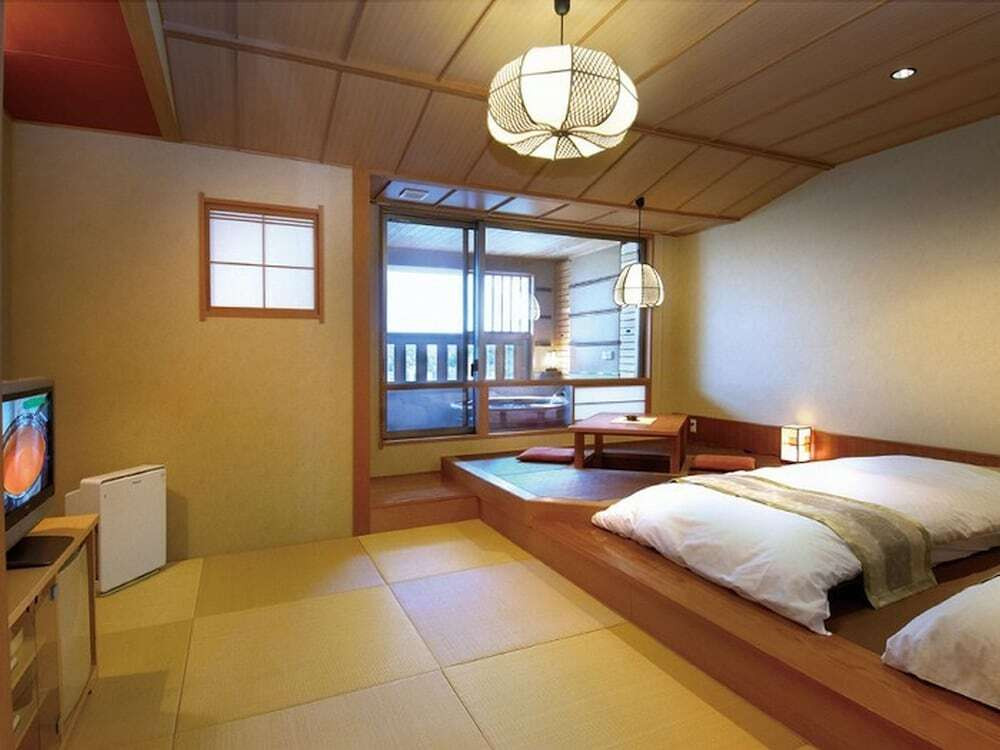 36室の自家源泉露天風呂付き客室！旬と旨さを見極めた北陸の幸を彼と満喫4008563