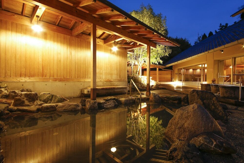 高級感のあるモダンな温泉宿3436697