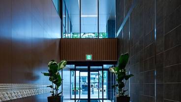 施設の入り口 / 8