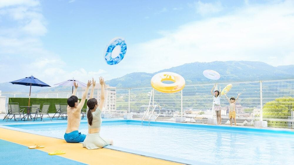屋外プール