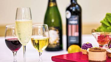 食事・飲み物 / 32