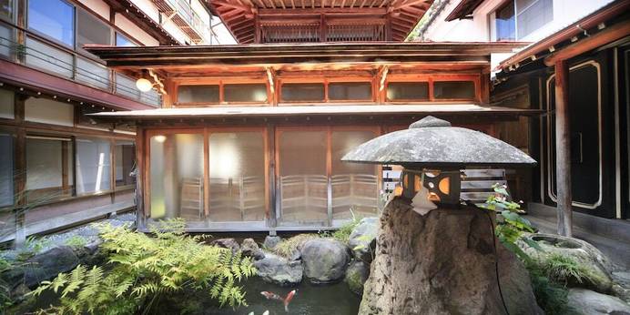 信州・湯田中温泉 清風荘（長野県 旅館） / 1