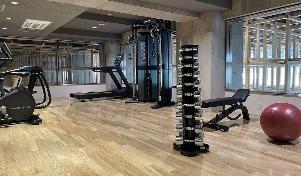 営業時間　6時～21時 / 3