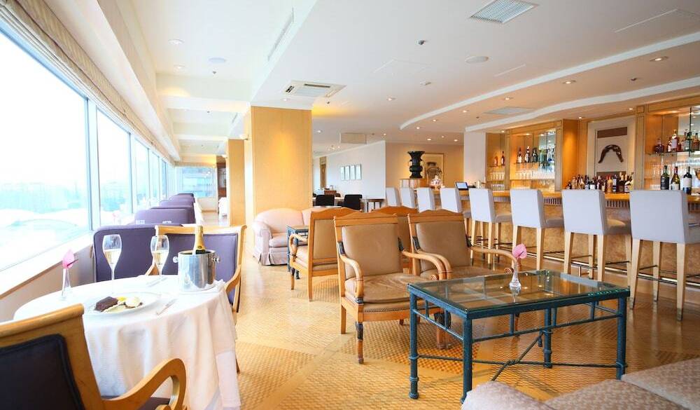 景色と共に朝食を堪能 / 4