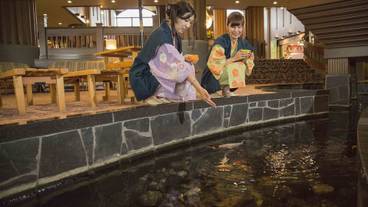 内部エントランス / 2