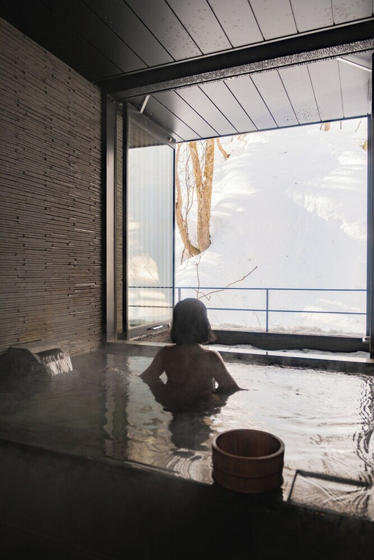 深めの浴槽