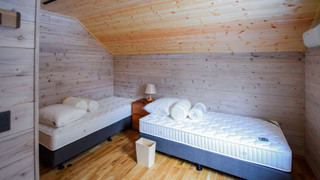 【コテージ B】2階建て2LDK (55平米) 無料WIFI 禁煙