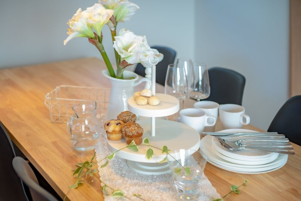 客室内のダイニングエリア