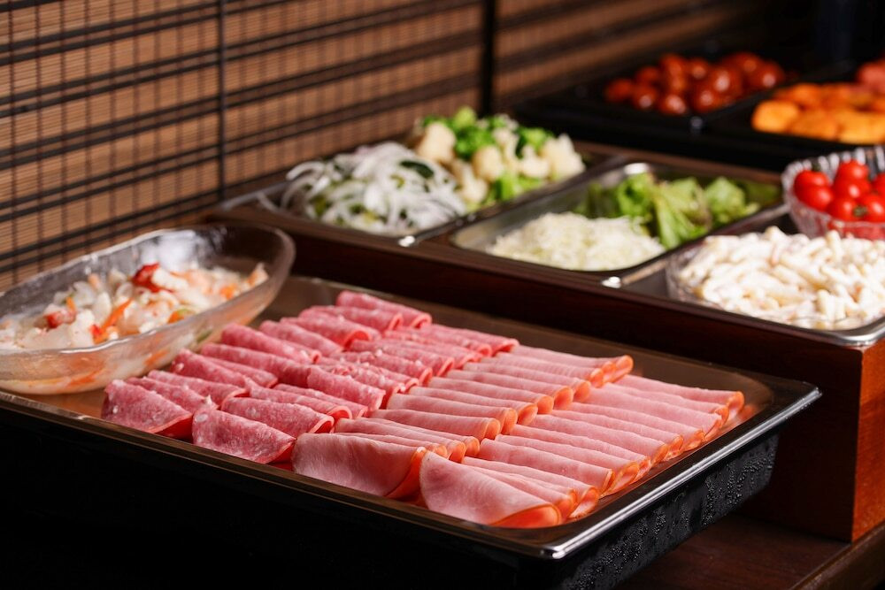 朝食