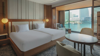 クラシック ルーム シングルベッド 2 台 クラブラウンジ利用可 (Minatomirai View)