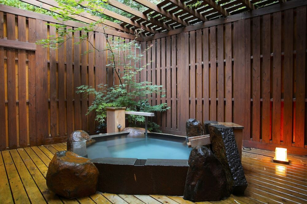 一條スイート／露天風呂