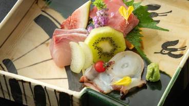 食事・飲み物 / 6