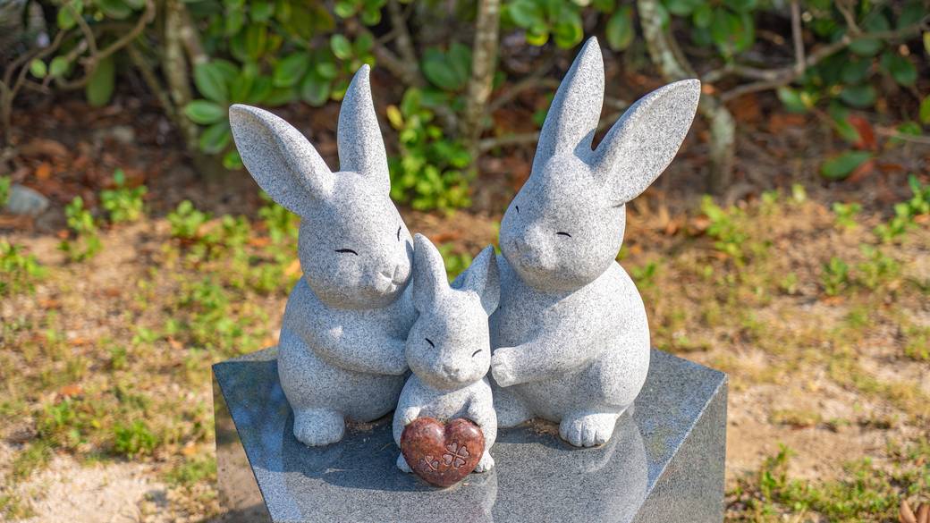 出雲大社 うさぎの石像 / 2