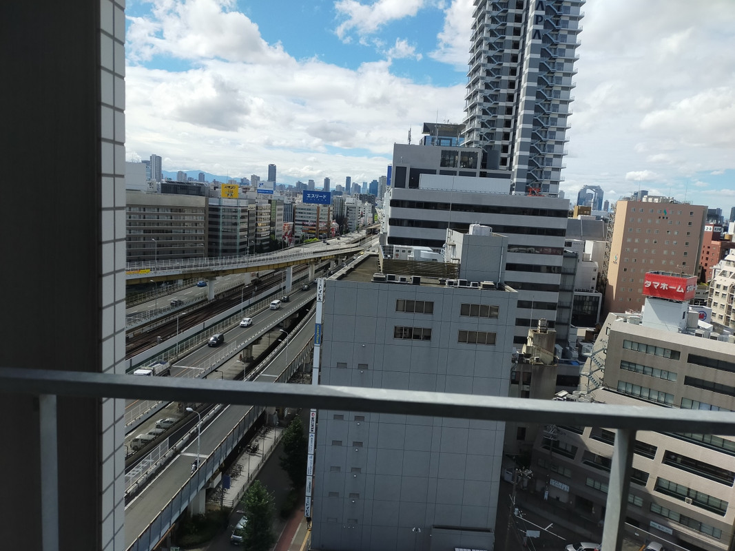 南向きなら新御堂筋と地下鉄一望