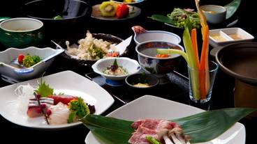 食事・飲み物 / 15