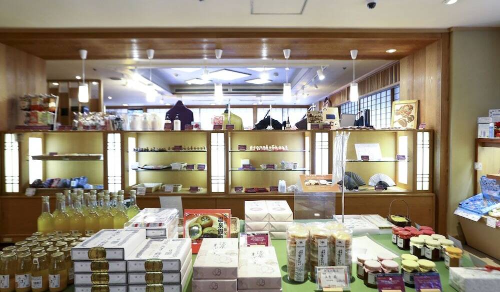 売店「賢木」 / 2