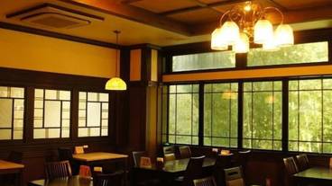 朝食スペース / 9