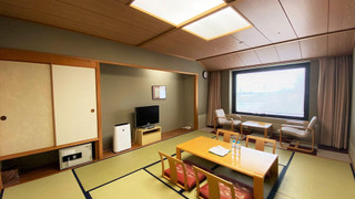 本館 和室8畳タイプ 共有バスルーム