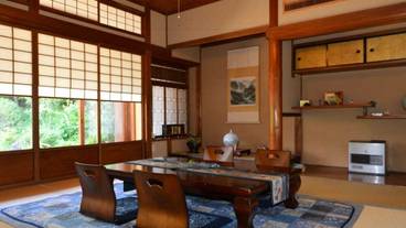 客室内のダイニングエリア / 6