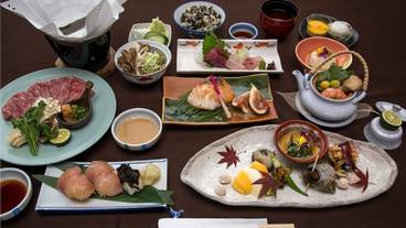 食事・飲み物 / 3