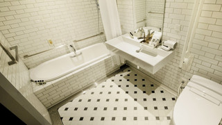 ユニバーサルツイン