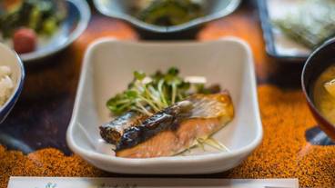 食事・飲み物 / 2