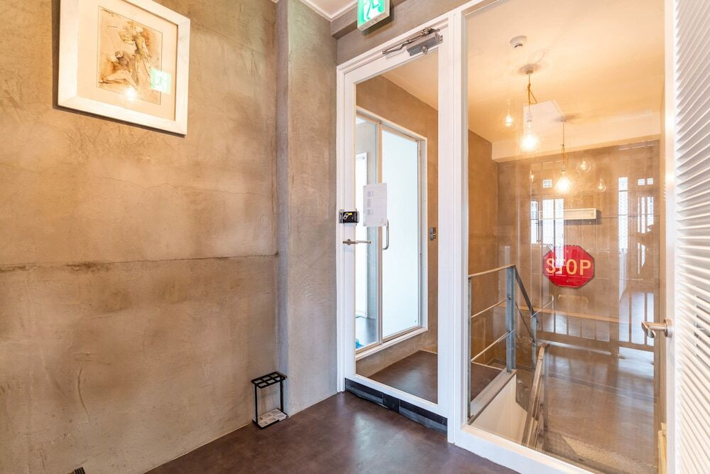 内部エントランス