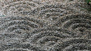 一棟貸切宿　セミダブルベッド2台、布団4式