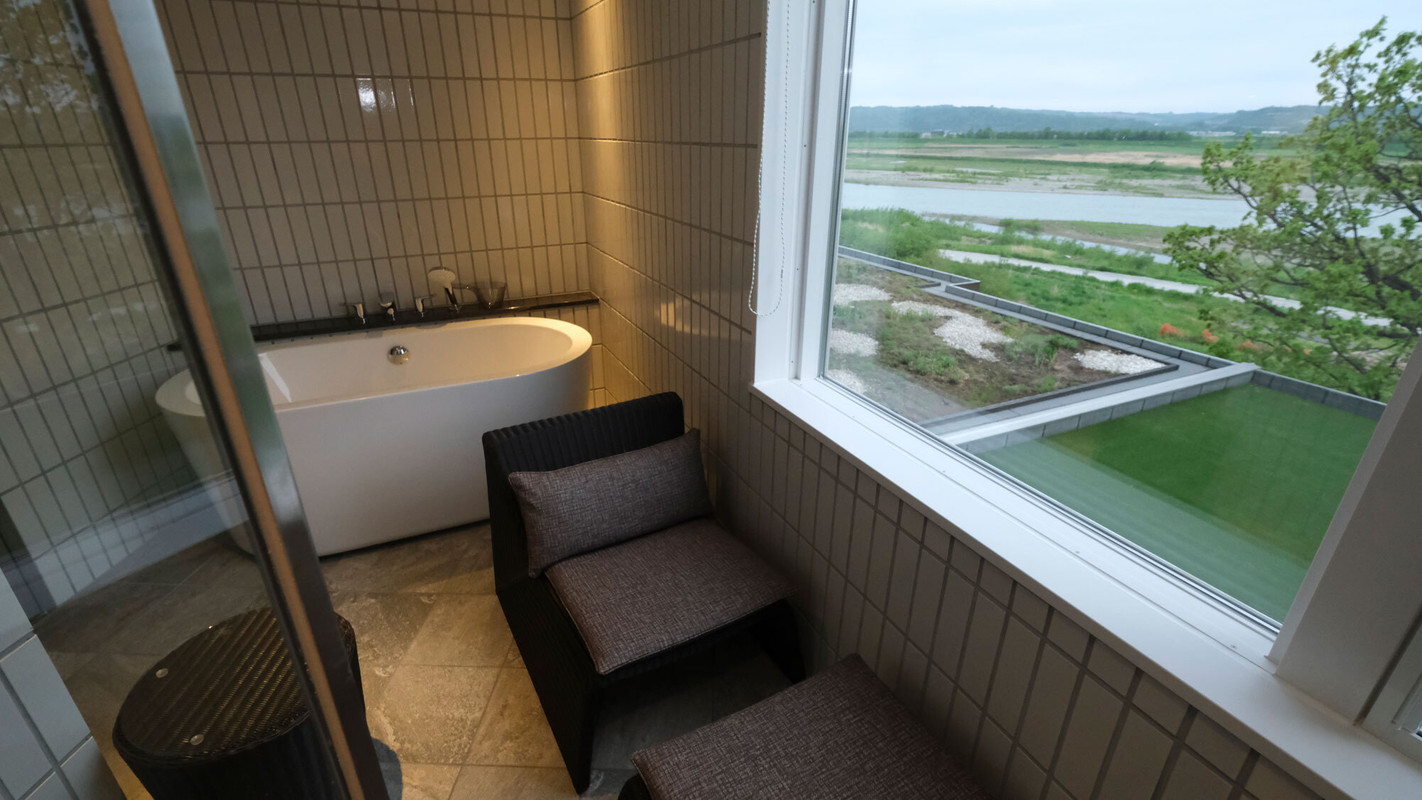 月観バスリビング＆プライベートサウナ付 和洋スイート