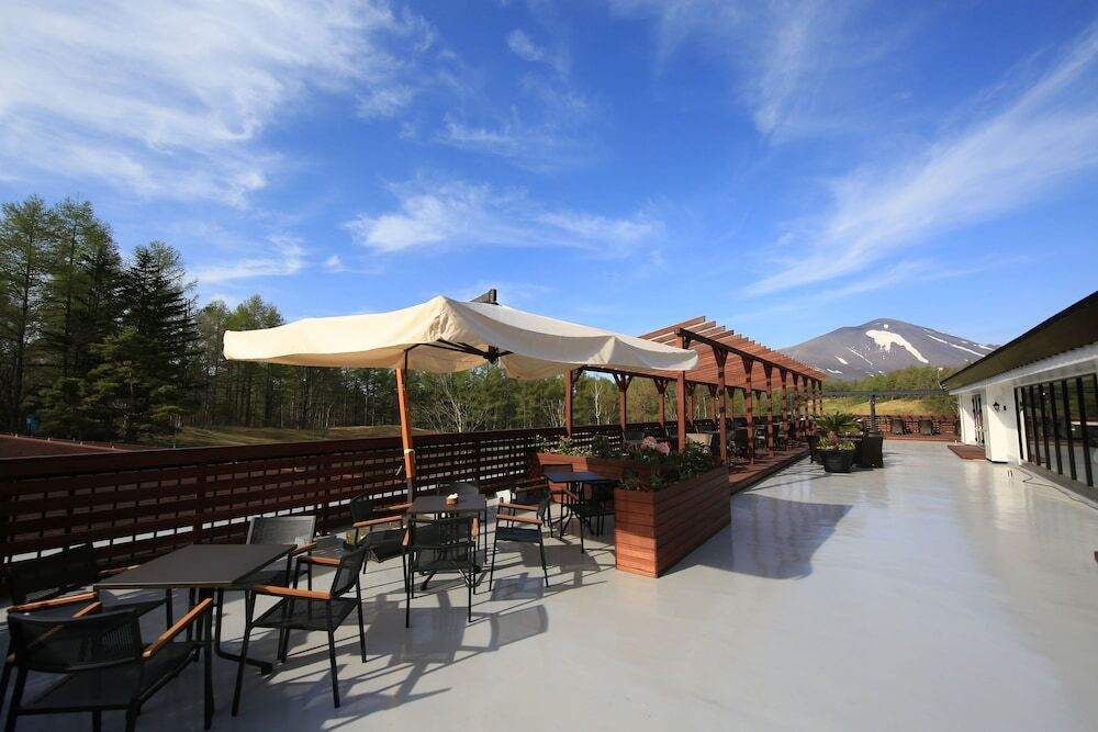 屋外ダイニングエリア