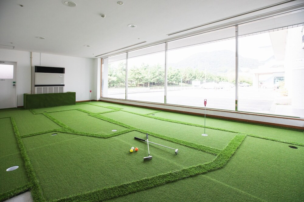 屋内ゴルフ練習場