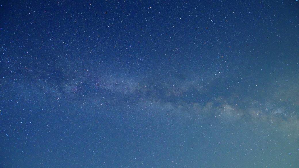 星空に抱かれる
ロマンチックな夜 / 1
