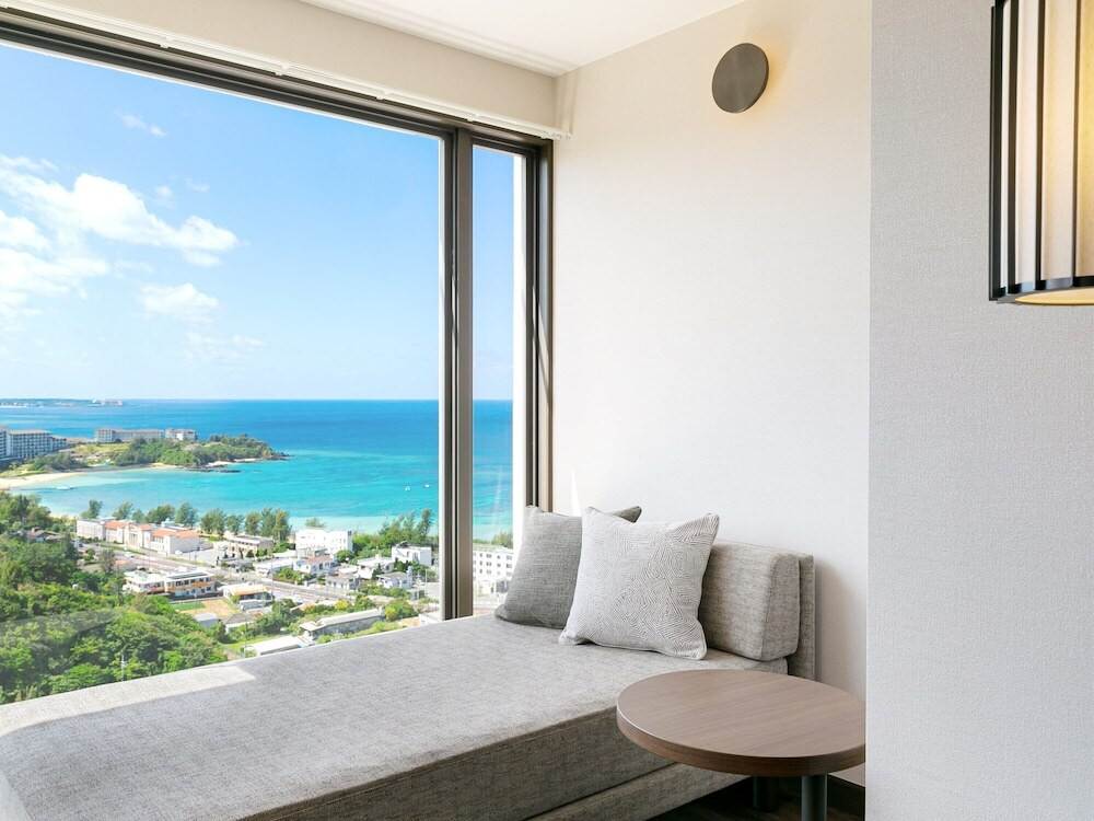 やんばるの森と東シナ海の絶景ビューの中で感動スパ体験3931063