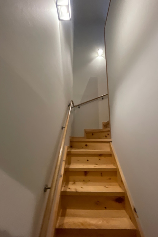 2階へは急階段なので足が悪い方は注意です。