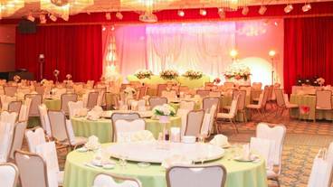 屋内結婚式場 / 10