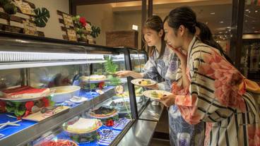夕食バイキング一例④ / 5