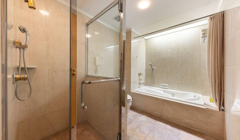 ロイヤルスイート / 1